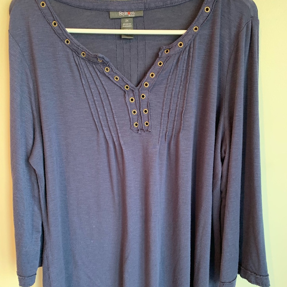 Navy top